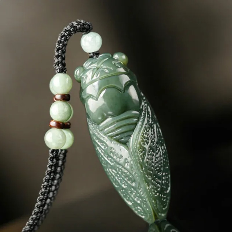Beading - Collier pendentif cigale Hetian, perles naturelles,