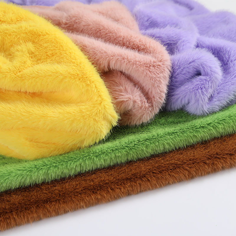 Sewing - Tissu en fausse fourrure à poils