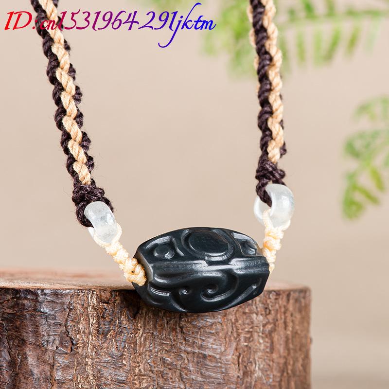 Collier pendentif en jade Heti - Beading avis et prix