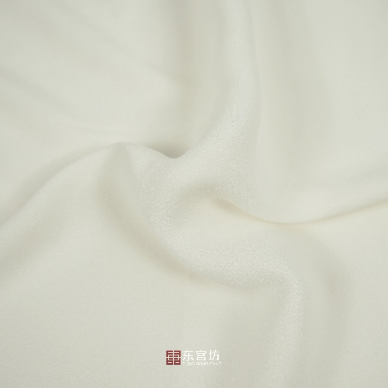 Tissu satiné en lin délavé de  - Sewing avis et prix