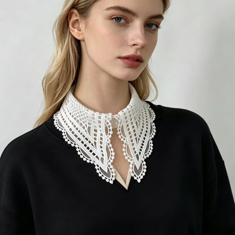 Faux col blanc à volants pour  - Embroidery avis et prix